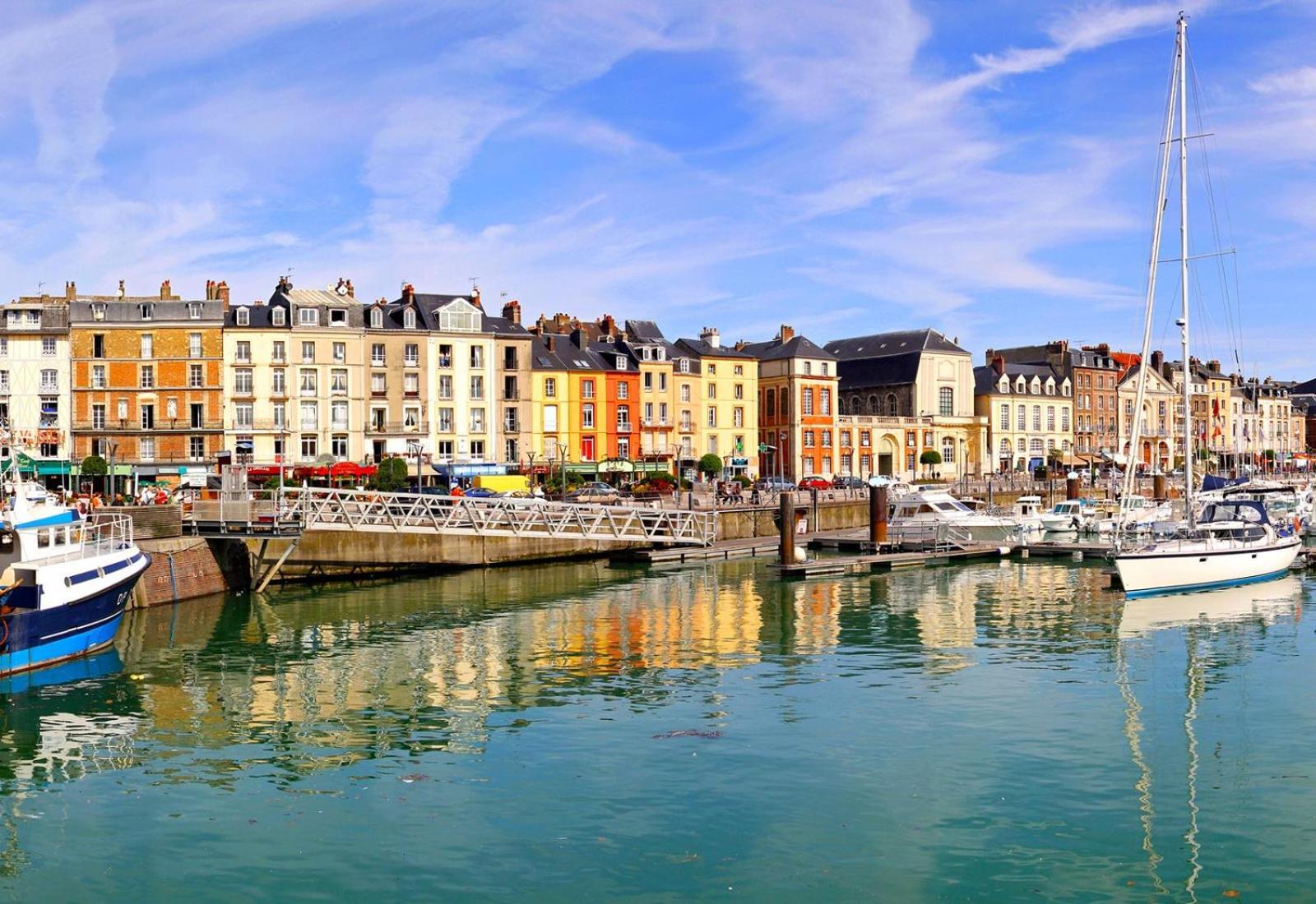 "Hinkley" Centre Ville Place De Parking Prive Dieppe Zewnętrze zdjęcie