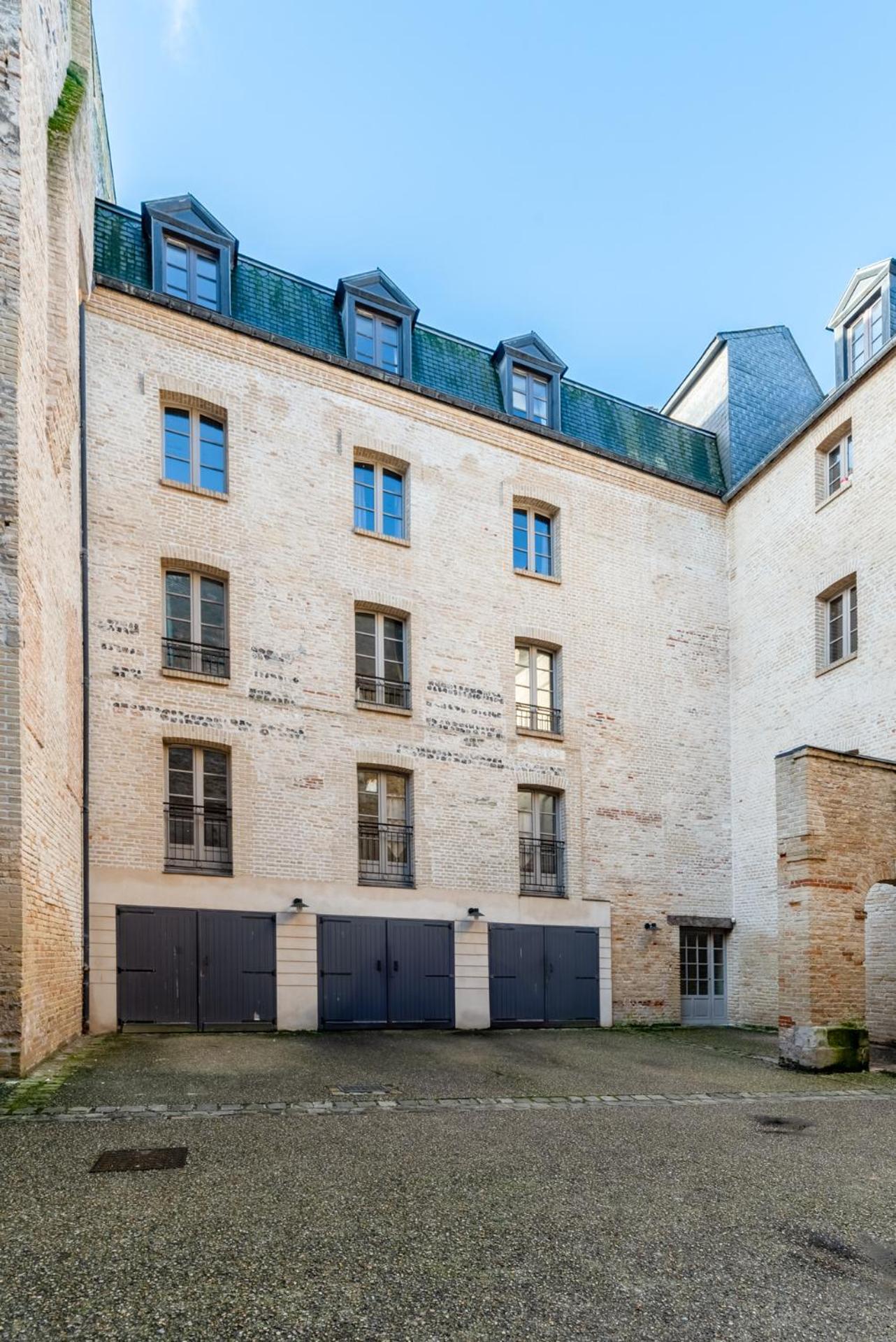 "Hinkley" Centre Ville Place De Parking Prive Dieppe Zewnętrze zdjęcie